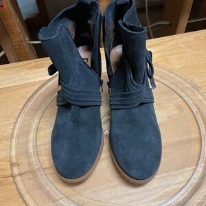 Diba Navy Suede Ankle Boots with Side Bow